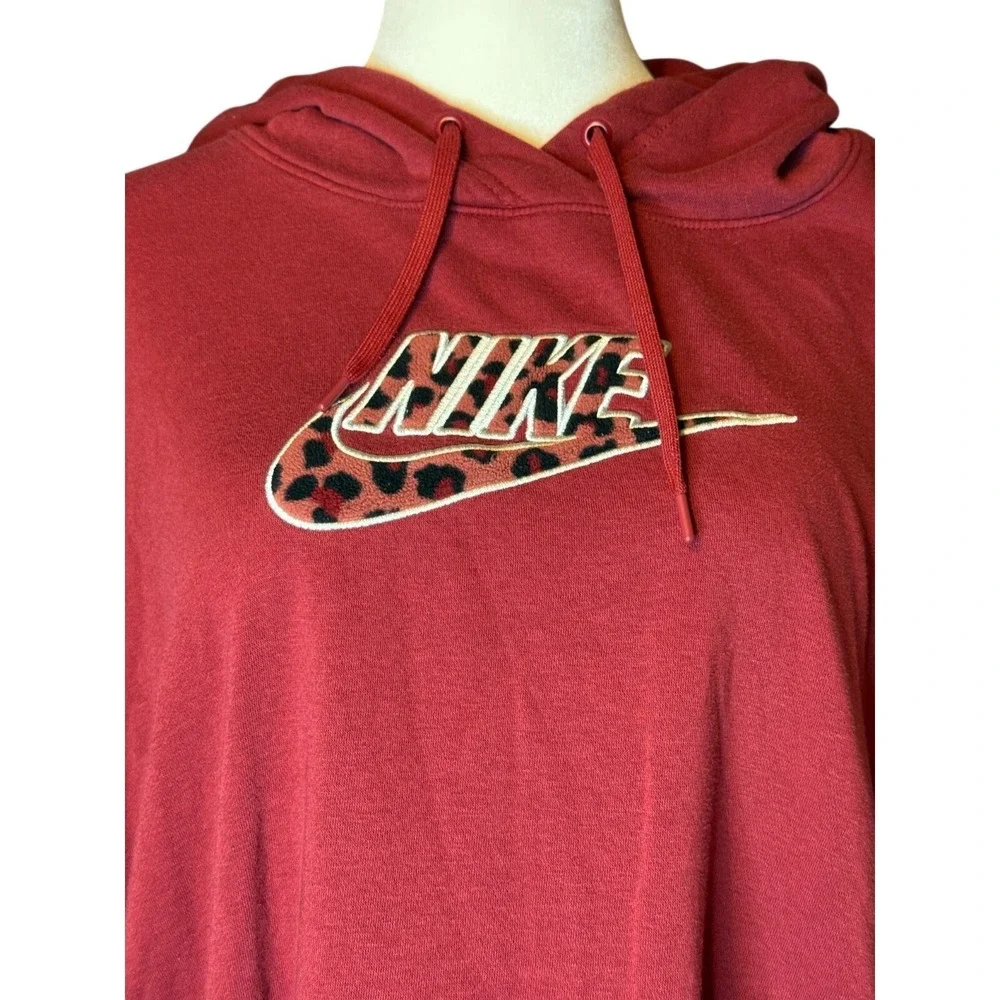 Nike Sportswear Futura Hoodie Red Womens 3x Animal Print Leopard Graphic Athlete